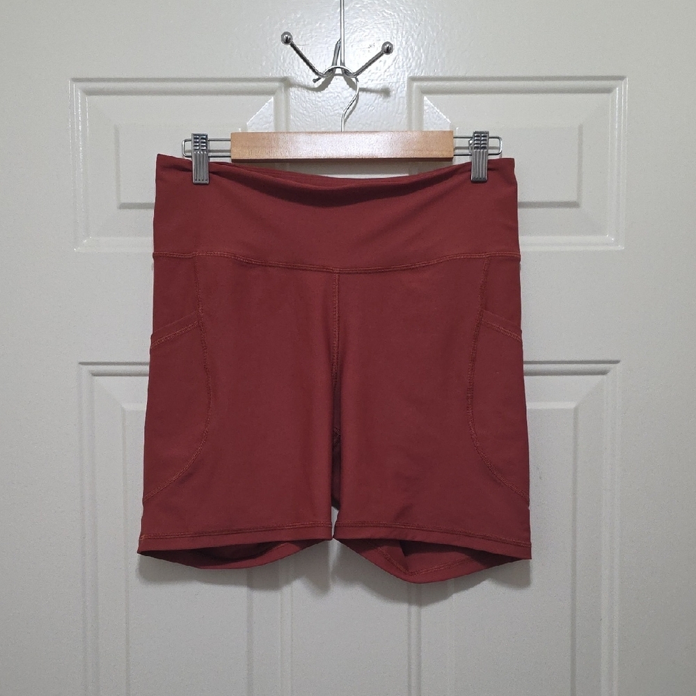 Old Navy High-Rise Bike Shorts in Brick Red